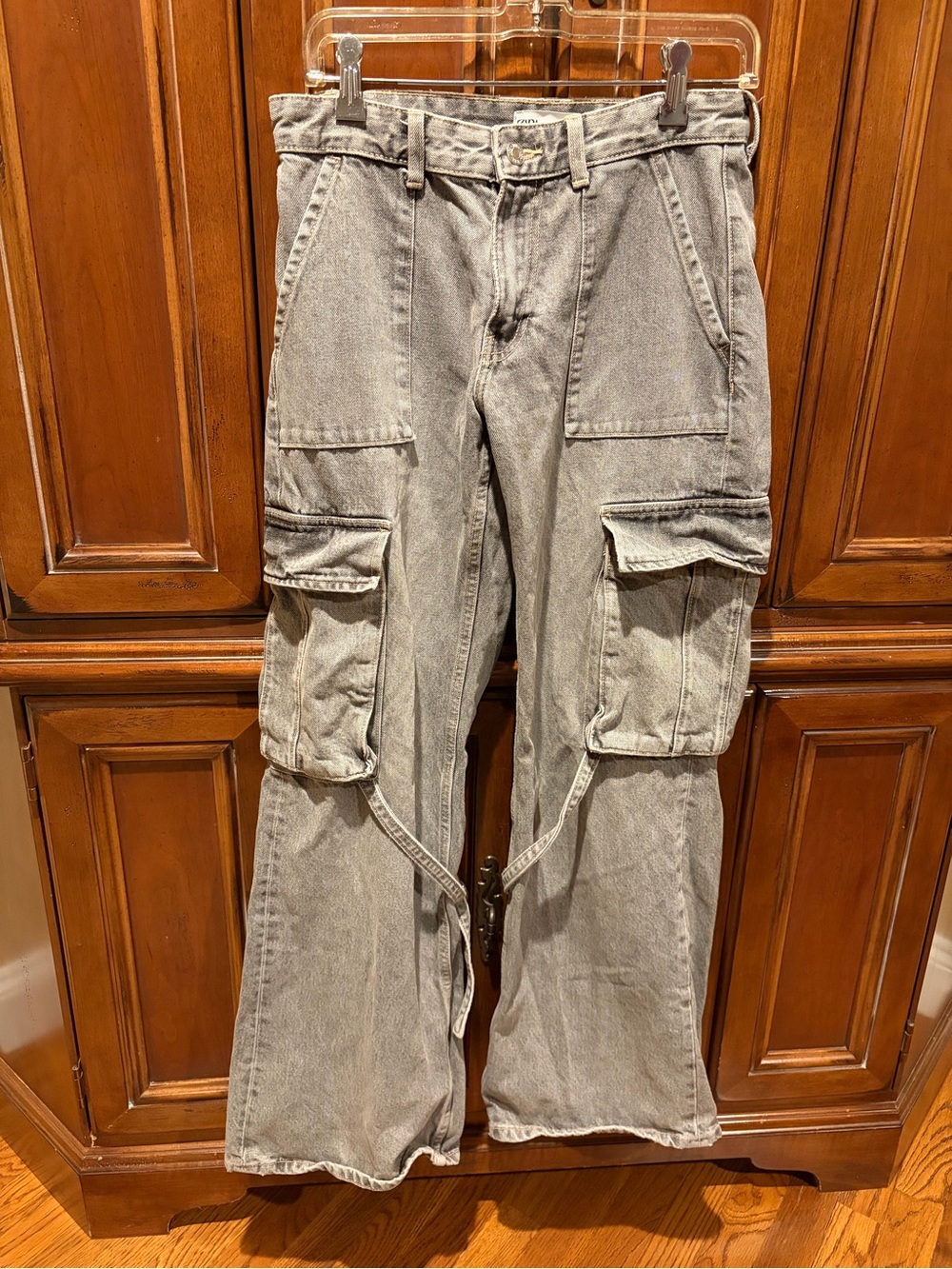 Zara Gray Cargo Jeans.
